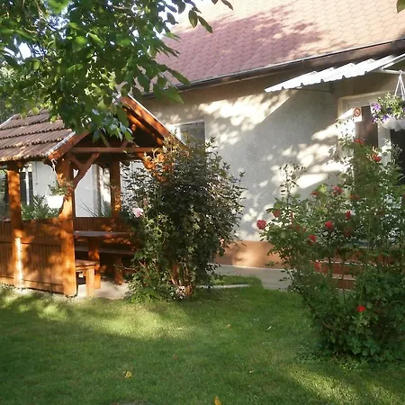 Apartment Csikasz Vendeghaz *