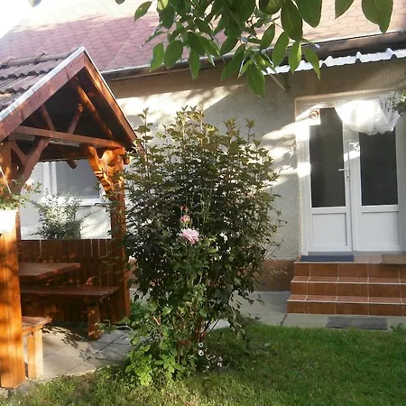 Csikasz Vendeghaz Apartmán *